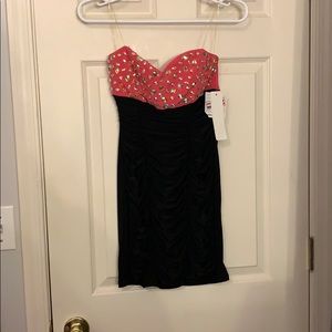 Strapless fitted dress